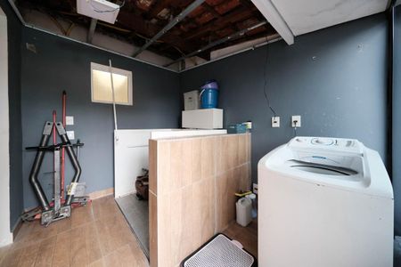 Casa de condomínio à venda com 80m², 2 quartos e 1 vagaÁrea de Serviço