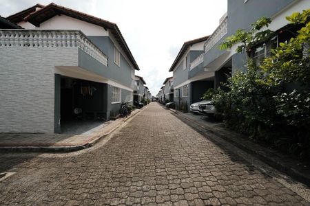 Casa de condomínio à venda com 80m², 2 quartos e 1 vagaÁrea comum
