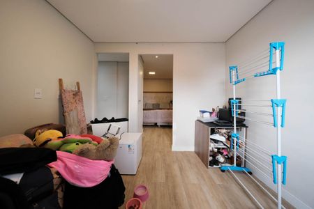 Casa de condomínio à venda com 80m², 2 quartos e 1 vagaQuarto
