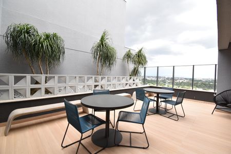 Apartamento para alugar com 100m², 2 quartos e 1 vagaCoworking