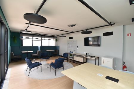 Apartamento para alugar com 100m², 2 quartos e 1 vagaCoworking