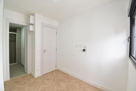Suíte de apartamento para alugar com 2 quartos, 100m² em Boa Vista, Curitiba