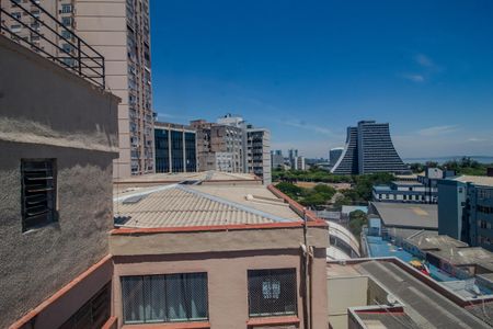 Apartamento à venda com 69m², 2 quartos e 1 vaga Apartamento à venda com 69m², 2 quartos e 1 vagaTerraço