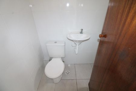 Quarto / Cozinha  / Banheiro de kitnet/studio para alugar com 1 quarto, 30m² em Jardim Satélite, São José dos Campos