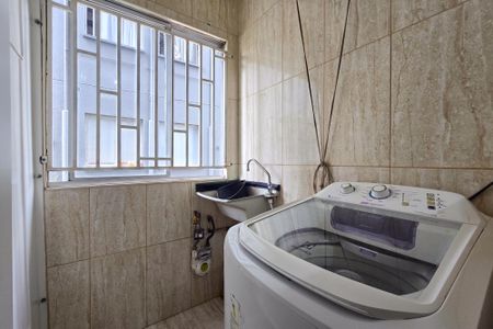 Apartamento à venda com 60m², 2 quartos e 1 vagaÁrea de Serviço