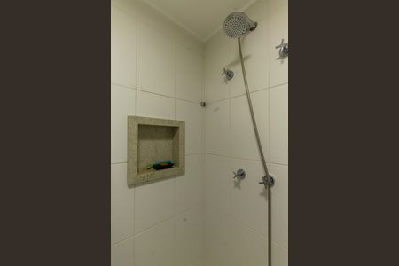 Apartamento à venda com 64m², 2 quartos e 1 vaga Apartamento à venda com 64m², 2 quartos e 1 vagaBanheiro Social