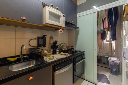 Apartamento à venda com 64m², 2 quartos e 1 vaga Apartamento à venda com 64m², 2 quartos e 1 vagaCozinha e Área de Serviço