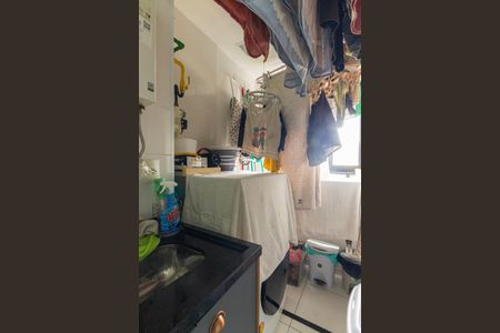 Apartamento à venda com 64m², 2 quartos e 1 vaga Apartamento à venda com 64m², 2 quartos e 1 vagaCozinha e Área de Serviço