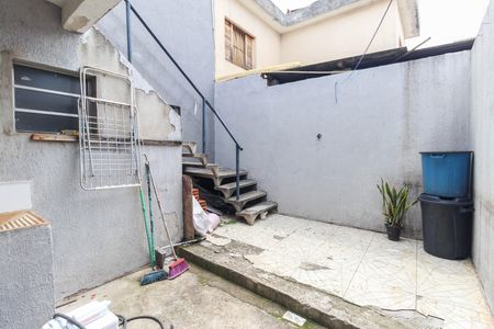 Casa para alugar com 70m², 2 quartos e 2 vagasQuintal - Área de Serviço