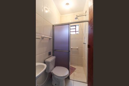 Casa para alugar com 70m², 2 quartos e 2 vagasBanheiro Social Casa 1