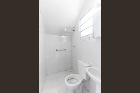 Casa para alugar com 70m², 2 quartos e 2 vagasBanheiro da Suíte Casa 1