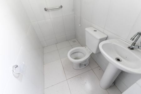 Casa para alugar com 70m², 2 quartos e 2 vagasBanheiro da Suíte Casa 1