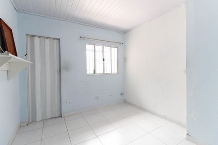 Casa para alugar com 70m², 2 quartos e 2 vagasSuíte Casa 1
