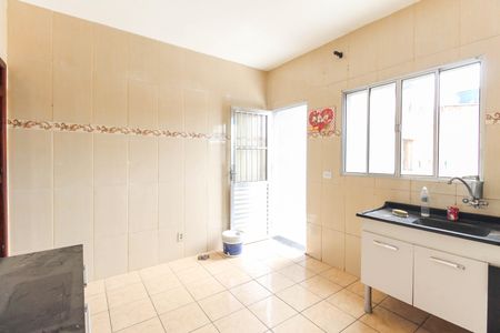 Casa para alugar com 70m², 2 quartos e 2 vagasCozinha Casa 2
