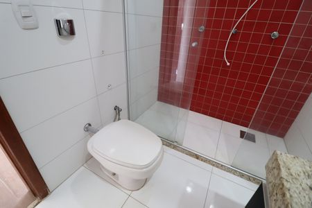 Casa para alugar com 200m², 3 quartos e 2 vagasBanheiro do Quarto 3