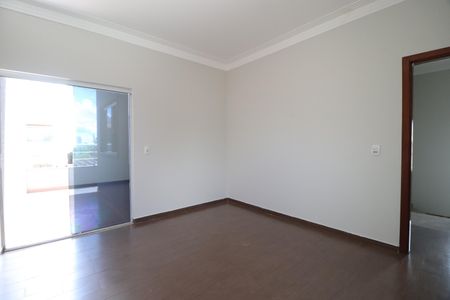 Casa para alugar com 200m², 3 quartos e 2 vagasQuarto 2 - Suíte