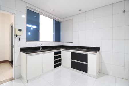 Casa para alugar com 200m², 3 quartos e 2 vagasCozinha