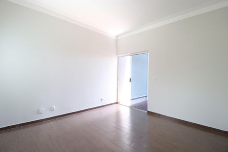 Casa para alugar com 200m², 3 quartos e 2 vagasQuarto 2 - Suíte
