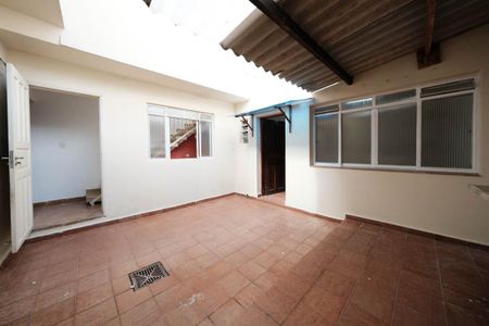 Casa à venda com 159m², 3 quartos e 2 vagasÁrea de Serviço