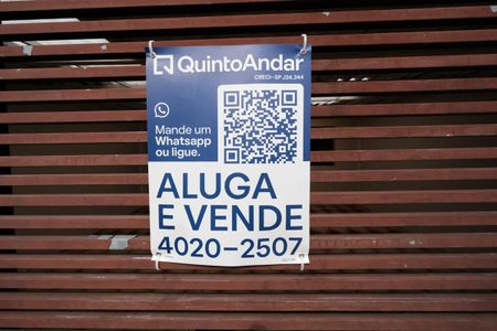 Casa à venda com 159m², 3 quartos e 2 vagasFachada