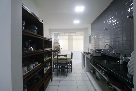 Apartamento para alugar com 137m², 3 quartos e 1 vagaCozinha