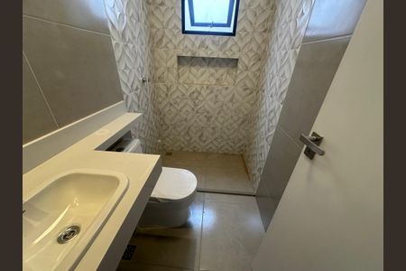 Casa para alugar com 142m², 3 quartos e 2 vagasBanheiro