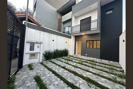 Garagem de casa para alugar com 3 quartos, 142m² em Jardim Maria Helena, Barueri