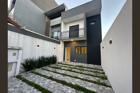 Garagem de casa para alugar com 3 quartos, 142m² em Jardim Maria Helena, Barueri