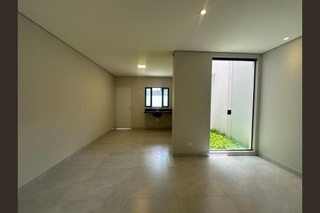 Casa para alugar com 142m², 3 quartos e 2 vagasCozinha