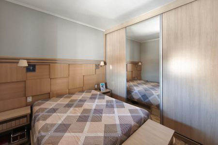 Casa à venda com 250m², 2 quartos e 6 vagas Casa à venda com 250m², 2 quartos e 6 vagasQuarto 1