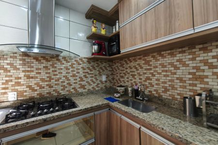 Casa à venda com 250m², 2 quartos e 6 vagas Casa à venda com 250m², 2 quartos e 6 vagasCozinha