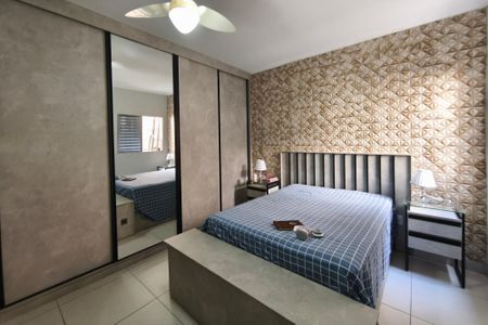 Casa à venda com 250m², 2 quartos e 6 vagas Casa à venda com 250m², 2 quartos e 6 vagasQuarto 2