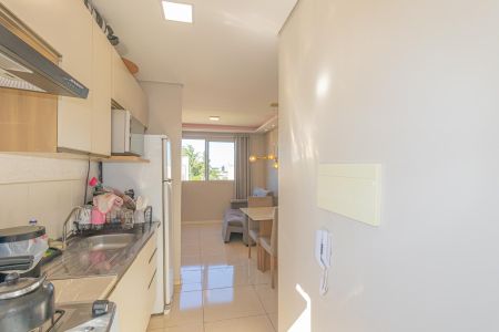 Apartamento à venda com 42m², 2 quartos e 1 vaga Apartamento à venda com 42m², 2 quartos e 1 vagaCozinha e Área de Serviço