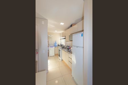 Apartamento à venda com 42m², 2 quartos e 1 vaga Apartamento à venda com 42m², 2 quartos e 1 vagaCozinha e Área de Serviço