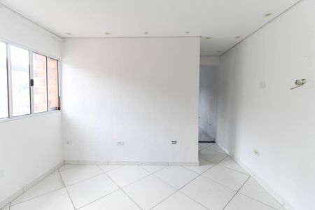 Casa para alugar com 55m², 1 quarto e sem vaga Casa para alugar com 55m², 1 quarto e sem vagaSala