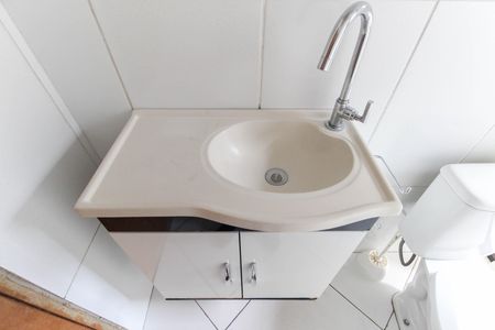 Casa para alugar com 55m², 1 quarto e sem vaga Casa para alugar com 55m², 1 quarto e sem vagaBanheiro