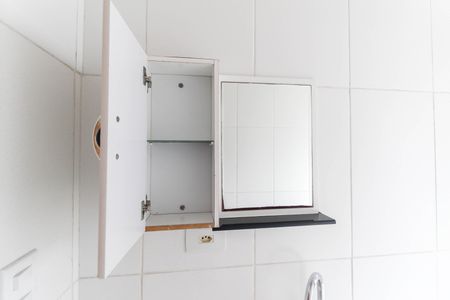 Casa para alugar com 55m², 1 quarto e sem vaga Casa para alugar com 55m², 1 quarto e sem vagaBanheiro