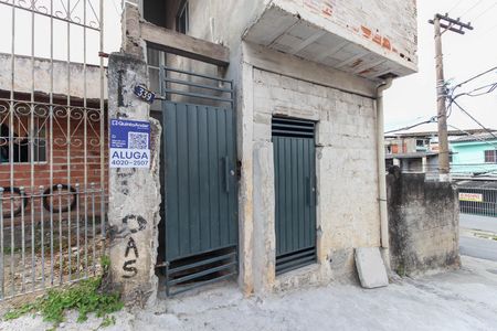 Casa para alugar com 55m², 1 quarto e sem vaga Casa para alugar com 55m², 1 quarto e sem vagaFachada