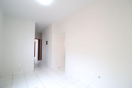 Sala de apartamento para alugar com 3 quartos, 60m² em Jardim Holanda, Uberlândia