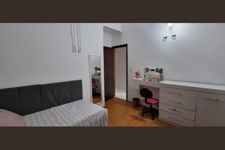 Quarto 1 de casa para alugar com 3 quartos, 200m² em Vila Vivaldi, São Bernardo do Campo