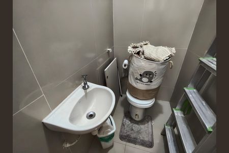 Apartamento para alugar com 90m², 2 quartos e 1 vaga Apartamento para alugar com 90m², 2 quartos e 1 vagaBanheiro de serviço