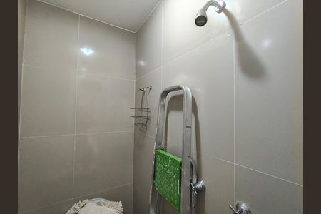 Apartamento para alugar com 90m², 2 quartos e 1 vaga Apartamento para alugar com 90m², 2 quartos e 1 vagaBanheiro de serviço