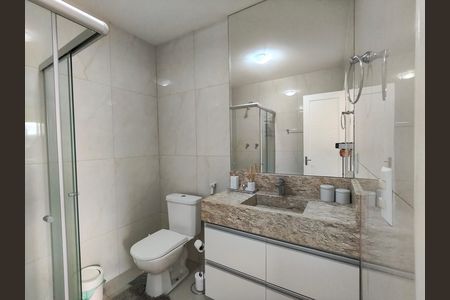Apartamento para alugar com 90m², 2 quartos e 1 vaga Apartamento para alugar com 90m², 2 quartos e 1 vagaBanheiro Corredor