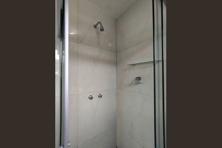 Apartamento para alugar com 90m², 2 quartos e 1 vaga Apartamento para alugar com 90m², 2 quartos e 1 vagaBanheiro da Suíte