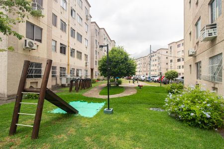 Apartamento para alugar com 44m², 2 quartos e 1 vaga Apartamento para alugar com 44m², 2 quartos e 1 vagaÁrea comum - Playground