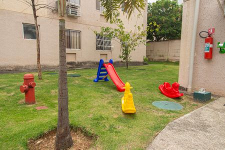 Apartamento para alugar com 44m², 2 quartos e 1 vaga Apartamento para alugar com 44m², 2 quartos e 1 vagaÁrea comum - Playground