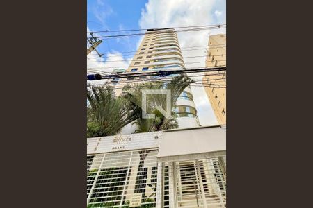 Apartamento à venda com 104m², 3 quartos e 2 vagasFachada