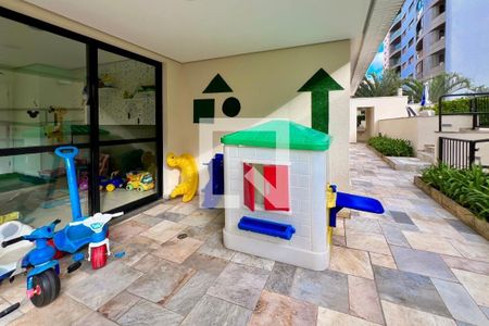 Apartamento à venda com 104m², 3 quartos e 2 vagasÁrea comum - Playground