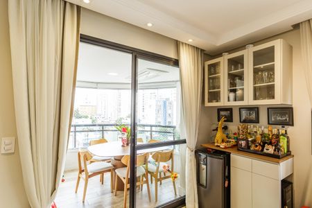 Apartamento à venda com 104m², 3 quartos e 2 vagasVaranda