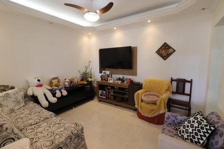 Sala de casa para alugar com 2 quartos, 130m² em Jardim das Flores, Osasco